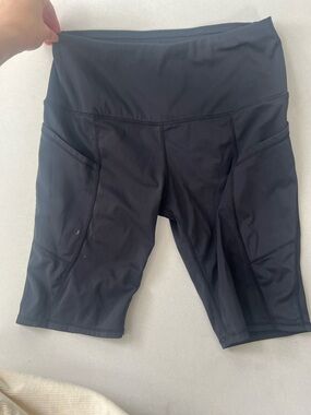 Women’s Black Biker Shorts Pockets Athletic Fit Gym Yoga Running